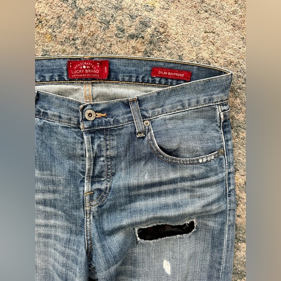 Lucky Brand Handmade Reworked Lace Patch Dylan Boyfriend Jeans Sz 6/28 Womens - Picture 3 of 7